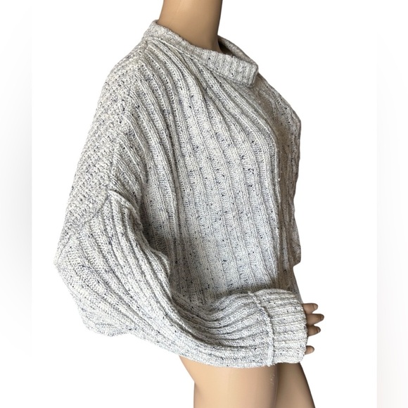 Free People On Your Side Cropped Slouchy Chunky Cable Knit Sweater Women Size S - Picture 4 of 10